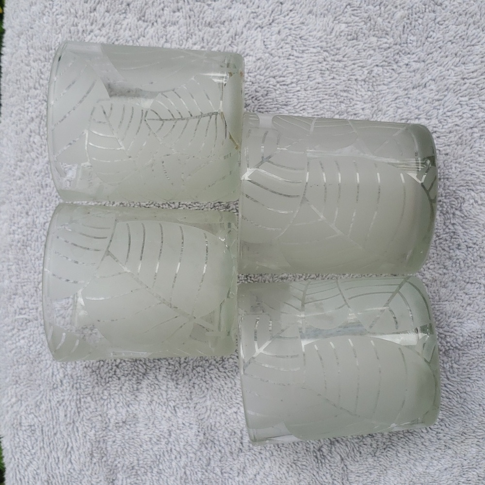 Votive holder